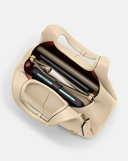 Lana Shoulder Bag 23